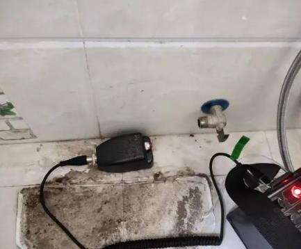 昌黎屋顶漏水维修公司分享下卫生间漏水的危害及解决方法
